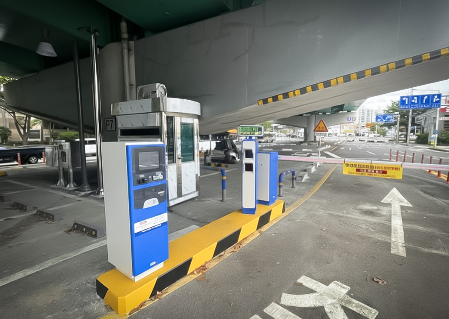 신복고가도로하부 공영주차장 이미지2